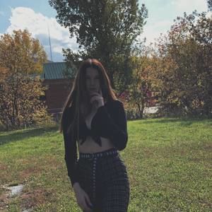 Meet your Posher, Amélie